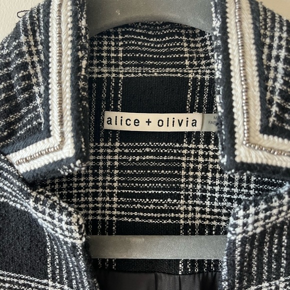 Alice + Olivia Black and White beaded “Told You So” Blazer - Picture 5 of 16